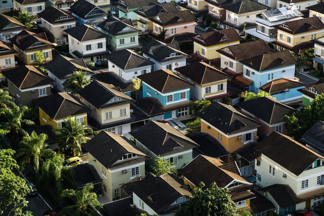 A view of multiple colorful houses.